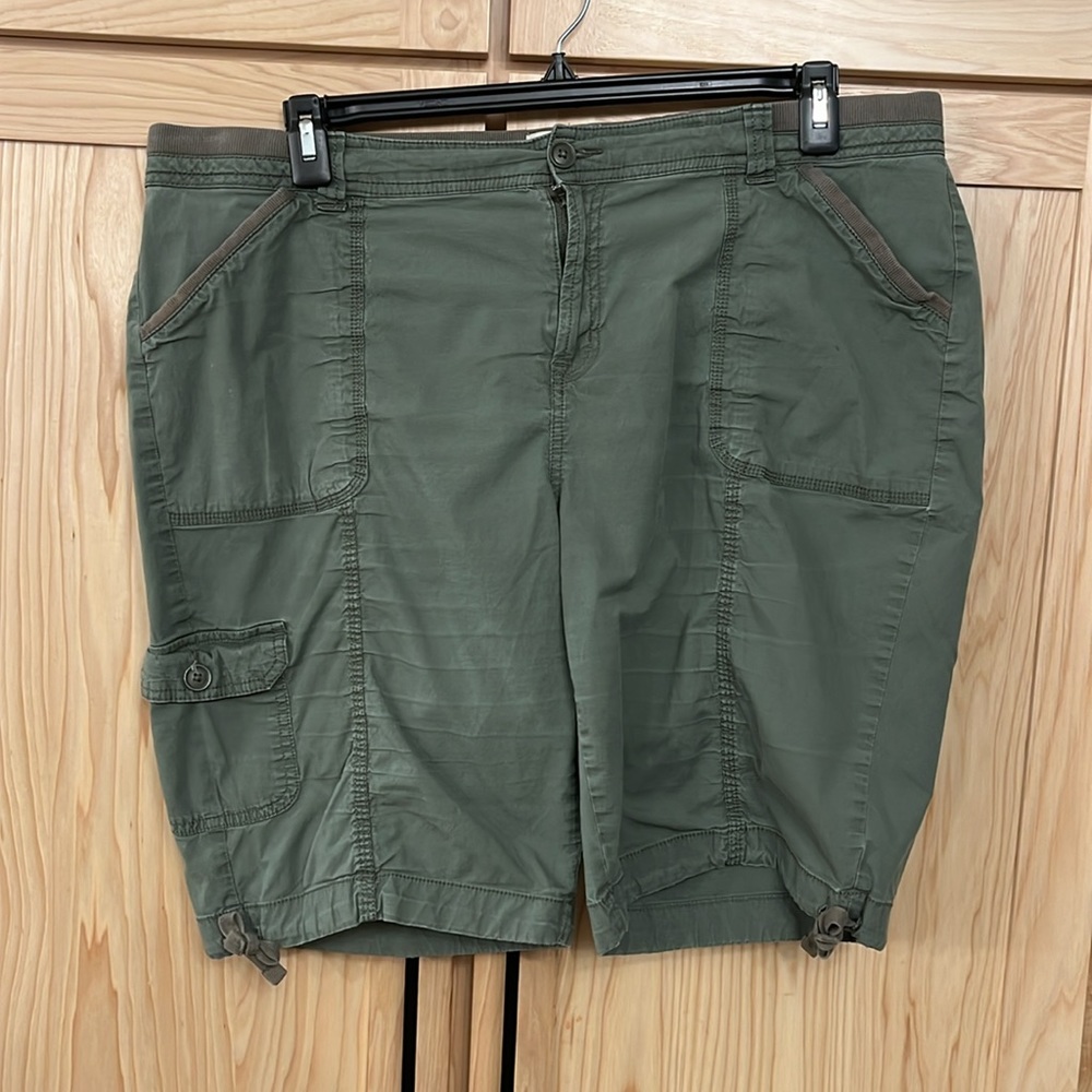 2 pair St. John’s Bay Bermuda Shorts size 18W